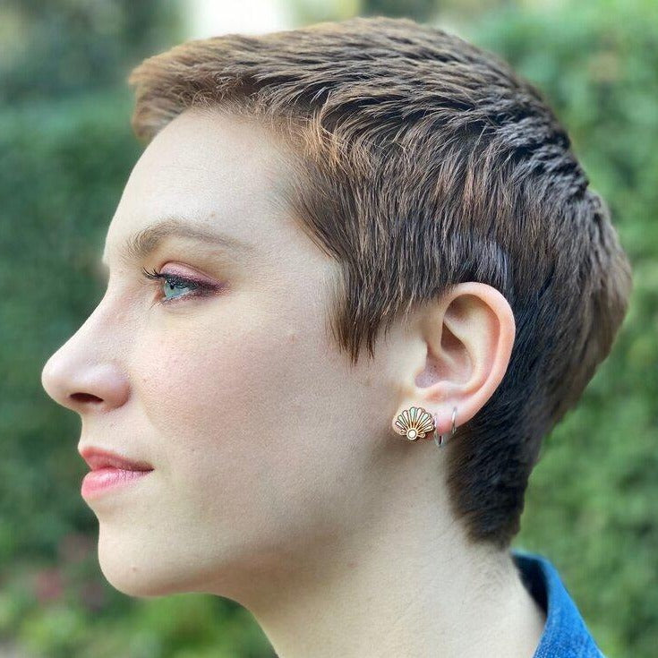 Shell Studs